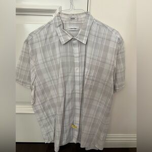 Calvin Klein Men's Gray Plaid Casual Shirt